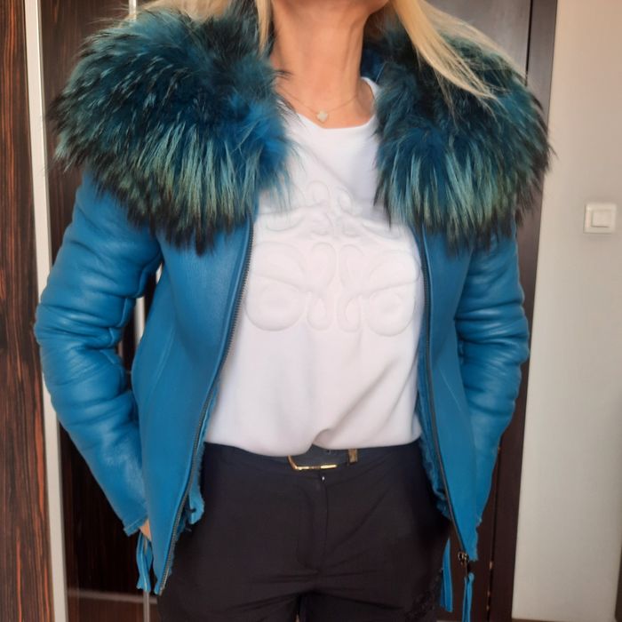 Синьо яке естествена кожа с яка естествен косъм