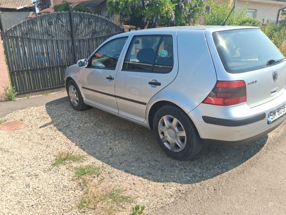 De vanzare w golf 4