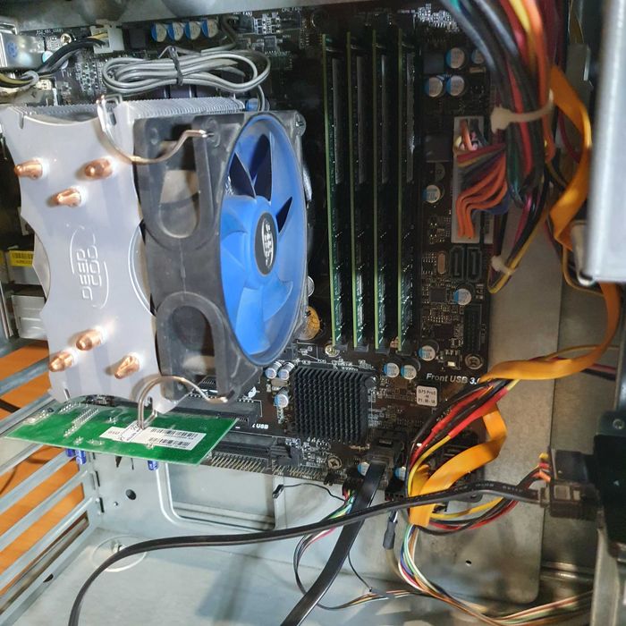 Кулер DeepCool (башя с тремя трубками) 7000т.