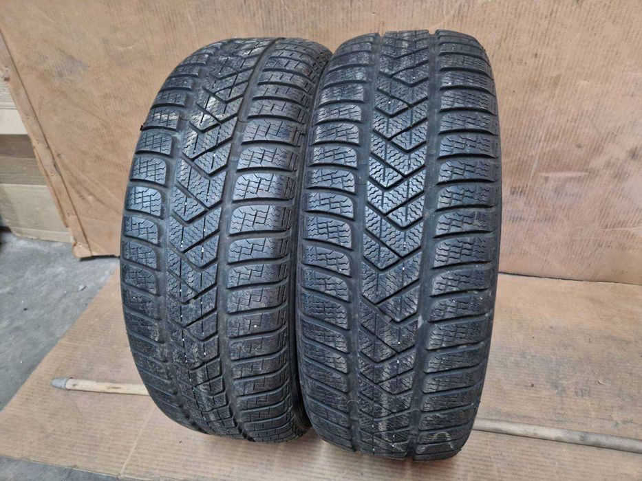 2 Pirelli R18 225/50
зимни гуми
DOT0618