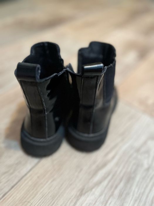 Продам сапожки 3 пары