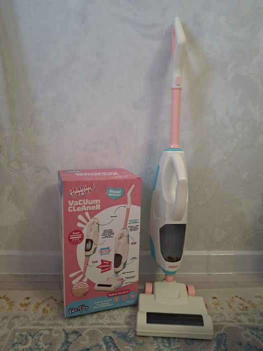 Продам игрушка пылесос новый