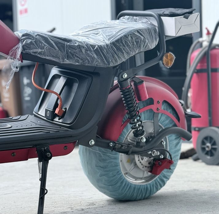 Scuter electric  chooper