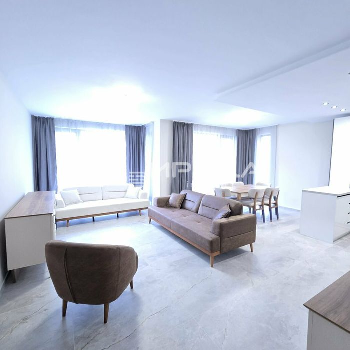 Просторен двустаен дизайнерски обзаведен апартамент в Горна баня!