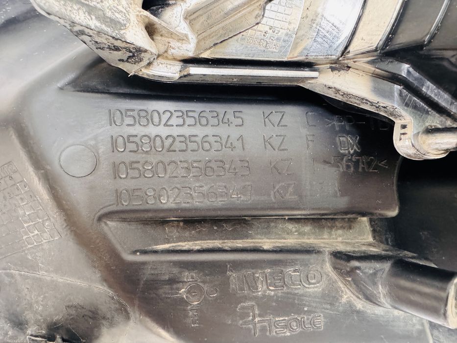 Grila dreapta bara fata + semnal Iveco DAILY  model dupa 2020