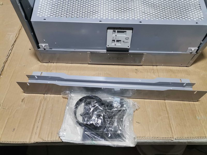 Аспиратор за вграждане - Whirpool 140 W