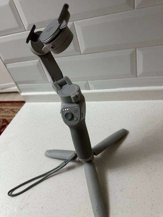 Стабилизатор Dji om 4 тусип бере алам