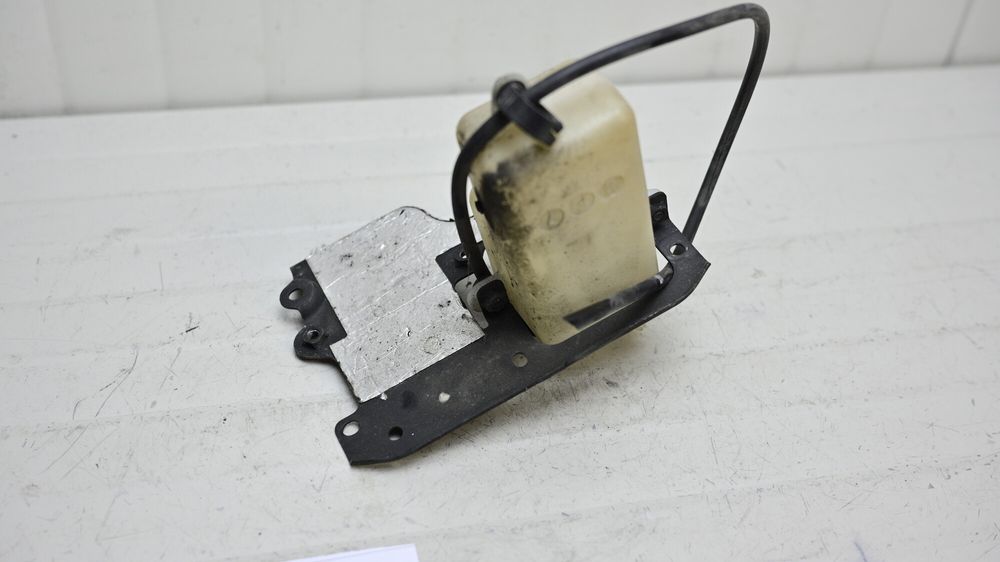 Vas Expansiune Lichid Racire Cu Suport Yamaha FZ6 2004 - 2009