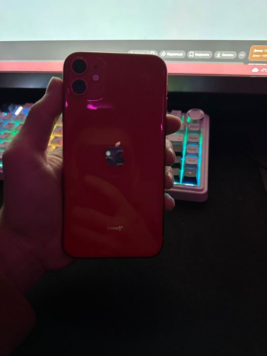 Айфон 11 64гб хорошй