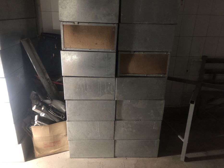 Продам брудера для циплят и перепелов