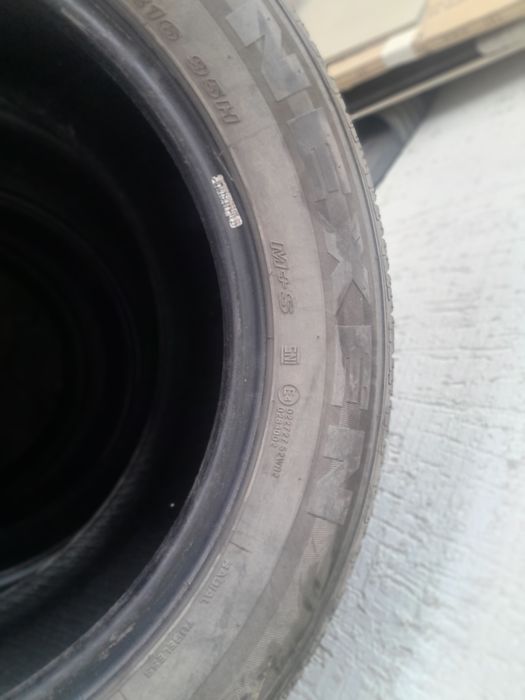 Продам комплект летних шин