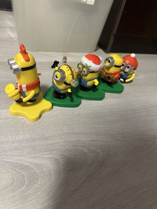 Играчки - Тролчета, Миньони, кубчета, пъзели