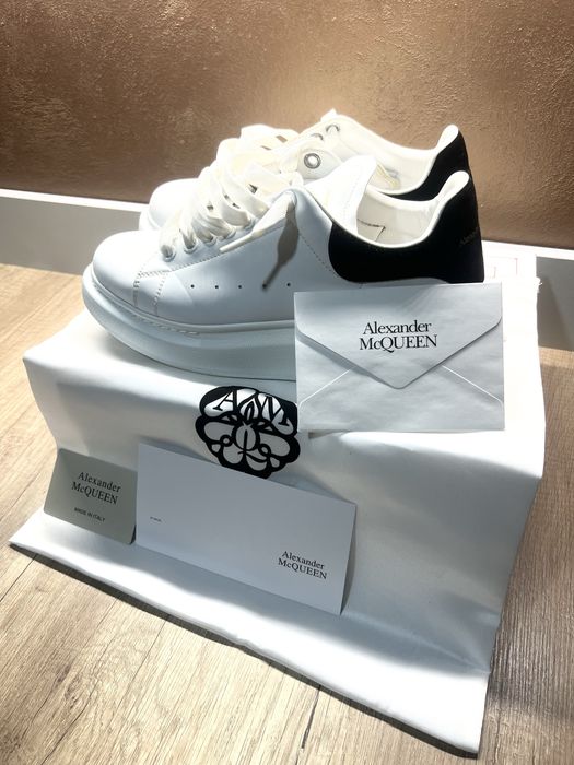 Alexander McQueen White Black 43