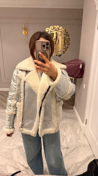 Стильный авиатор MONCLER