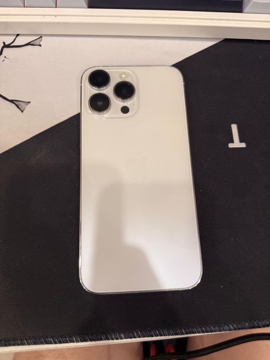 Продам айфон 14 про мах