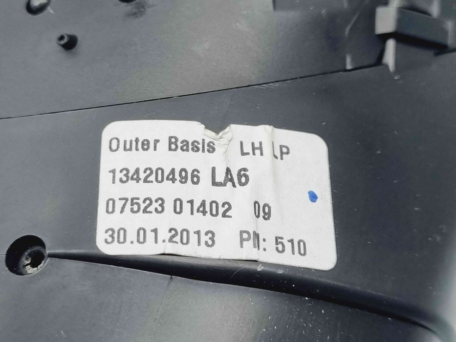 Grila aerisire stanga Opel Astra J Coupe GTC [Fabr 2009-2015] 1342049