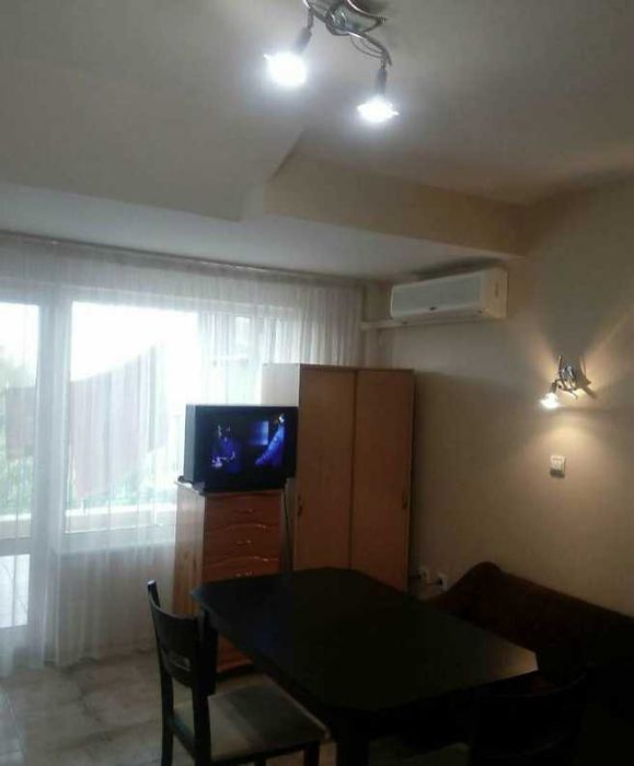 Дава се под наем Двустаен апартамент в Бургас, Център - 54 кв.м за 94.35 € - Снимка #10