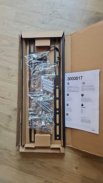 Vonhaus  3000817  Фиксирана скоба за телевизор 32-75 инчова