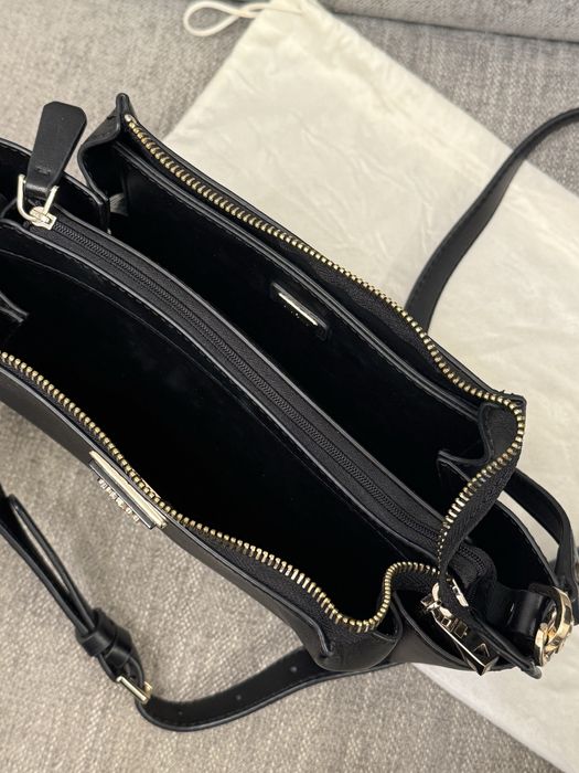 Guess Iwona дамска чанта