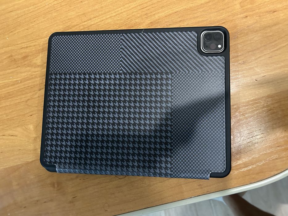 Aplle iPad pro 11 m2