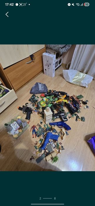 Продам всякие различные игрушки