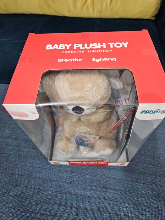 Чисто НОВА Дишаща плюшена играчка Chipolino с музика и светлина, видра