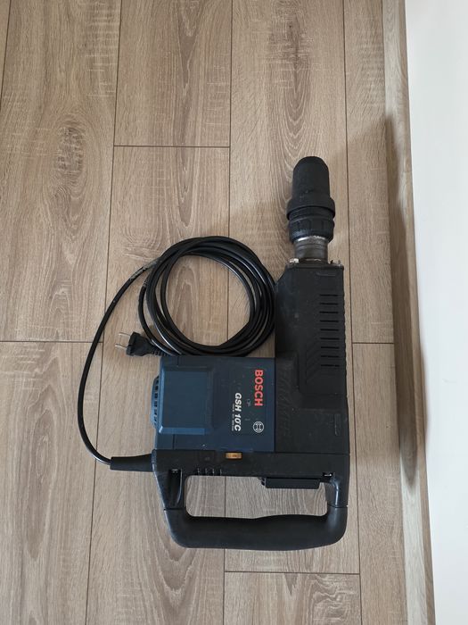 Demolator bosch si înfiletantă makita pt. rigips