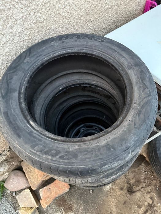 Продам шины летние в хорошем состоянии