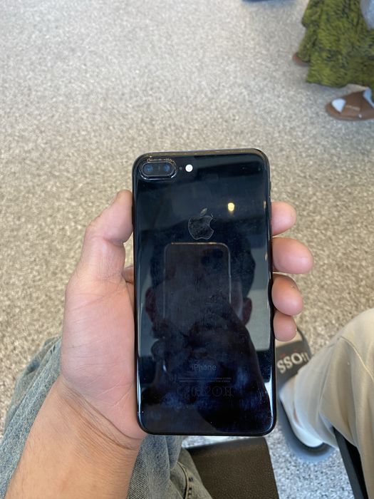 Iphone 7 plus sotiladi