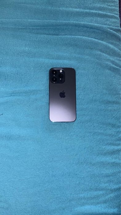 Продаю IPhone 14 pro