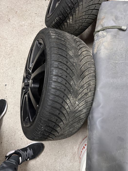 Гуми с алуминиеви джанти 4 бр