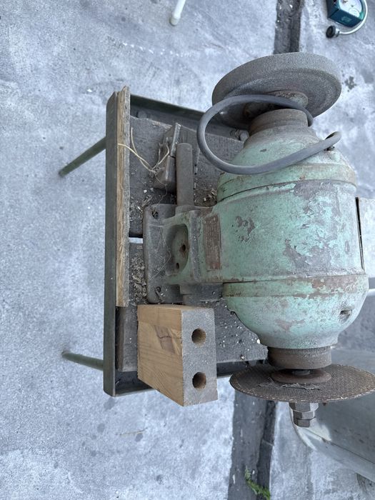 Станок токарный.      .