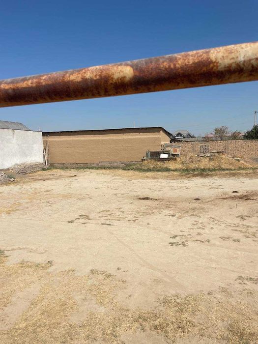 Ер сотилади 8 сотих, Уч Қаҳрамондан кирганда