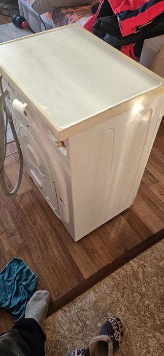 Продам стиральную машину