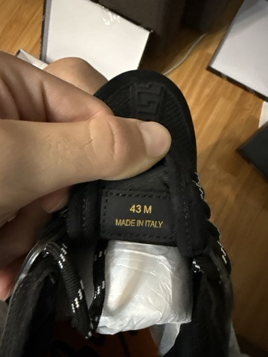 Versace Chain Reaction