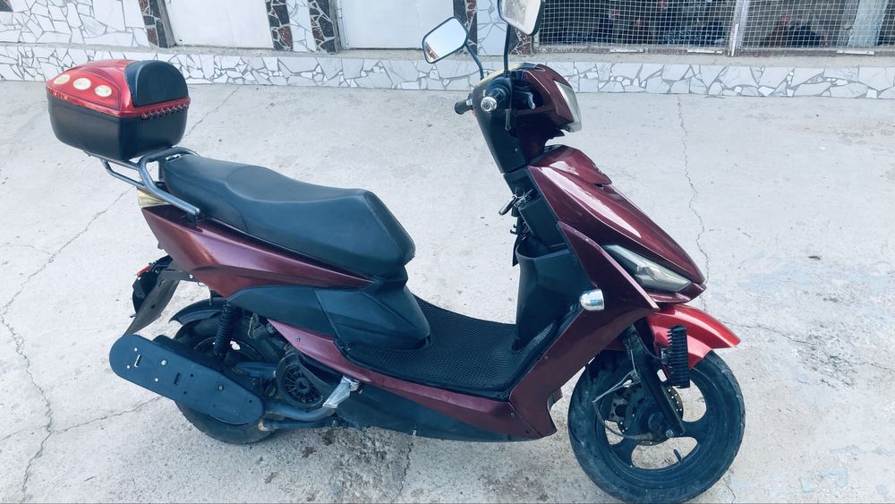 Лия мопед сатылады срочно