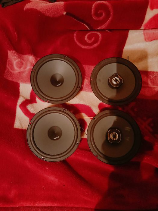 Vând difuzoare Hertz 16.5 diametrul