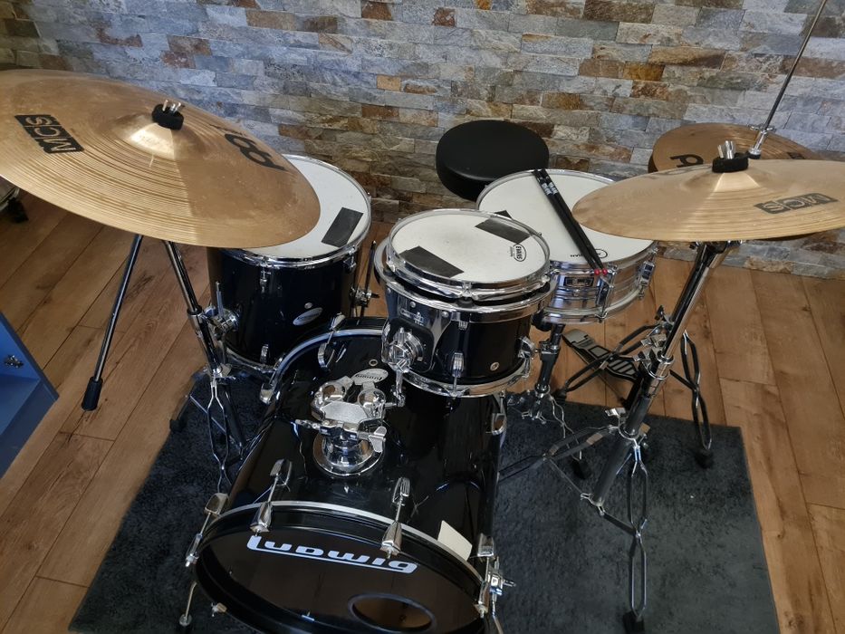 Барабани Ludwig Accent CS + чинели и хардуер