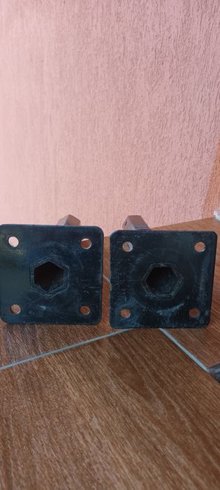 Vând sau schimb manicoți pt motocultor  !