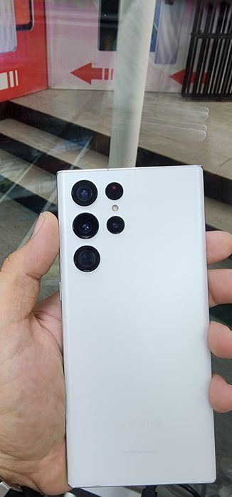Samsung s22Ultra 128 8