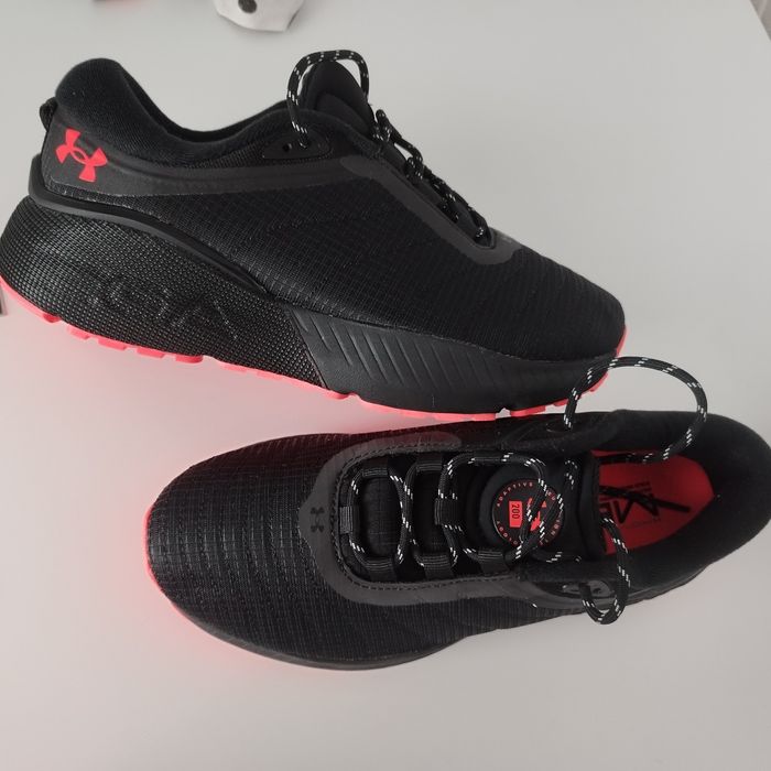 Adidași under amour