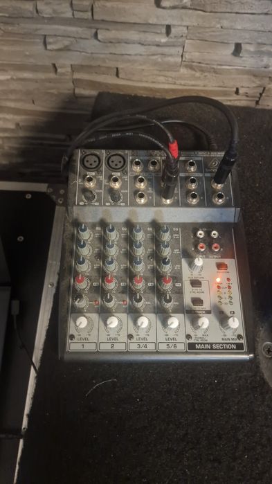 Sistem audio behringer