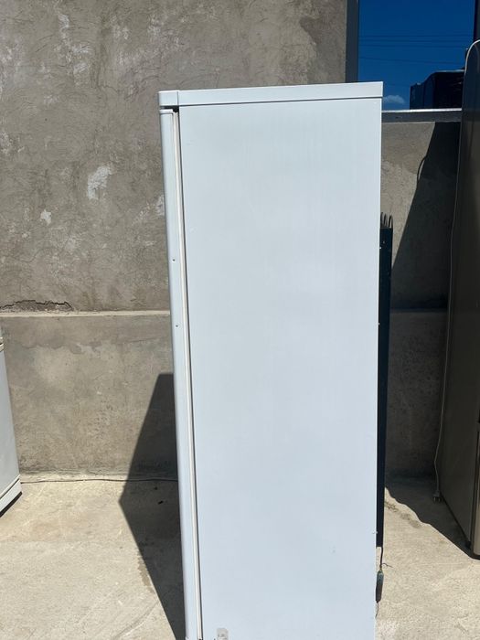 Продается холодильник !