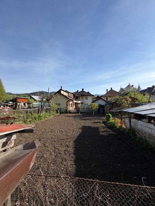 Casa si teren de vanzare in Campulung Moldovenesc