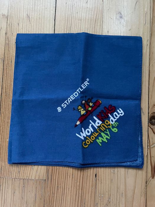 Детски шал/кърпа