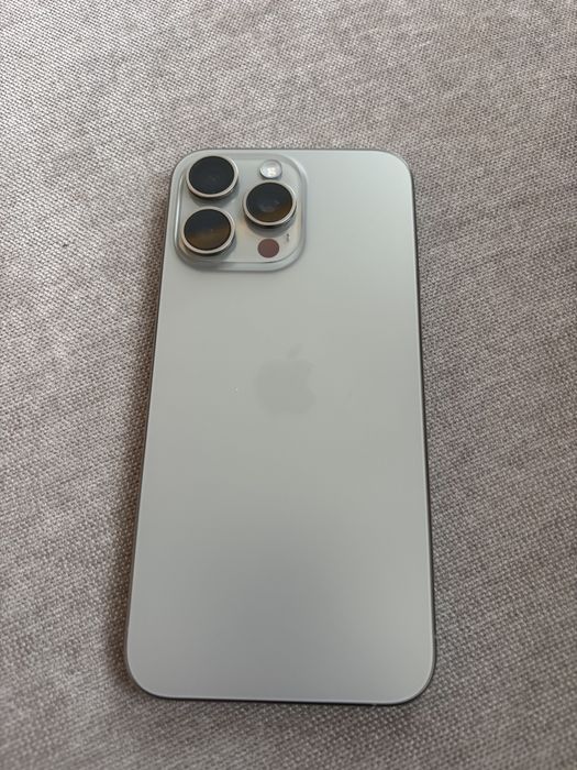 iPhone 15 pro max 512