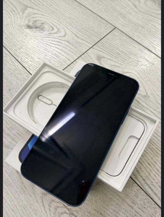 Айфон 12 64/81 срочно