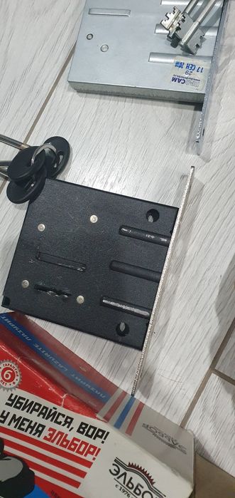 Замки врезные и накладной дверные