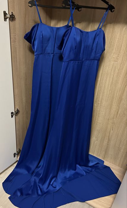 Елегантна, дълга рокля