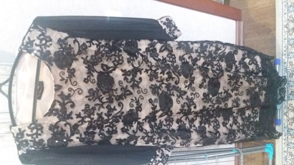 Продам шикарное платье